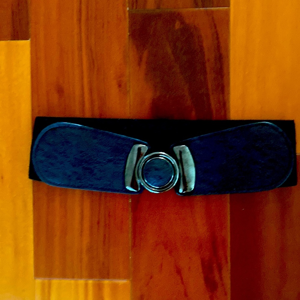 Stretchy black belt